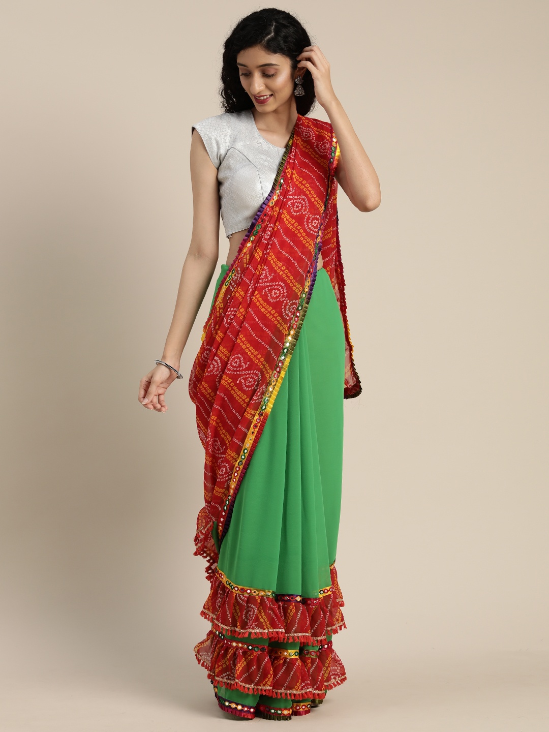 

VASTRANAND Green & Red Pure Georgette Printed Bandhani Saree