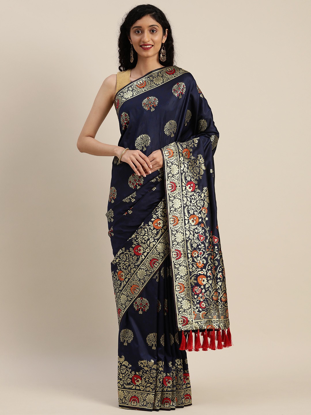 

VASTRANAND Navy Blue & Gold-Toned Silk Blend Woven Design Kanjeevaram Saree