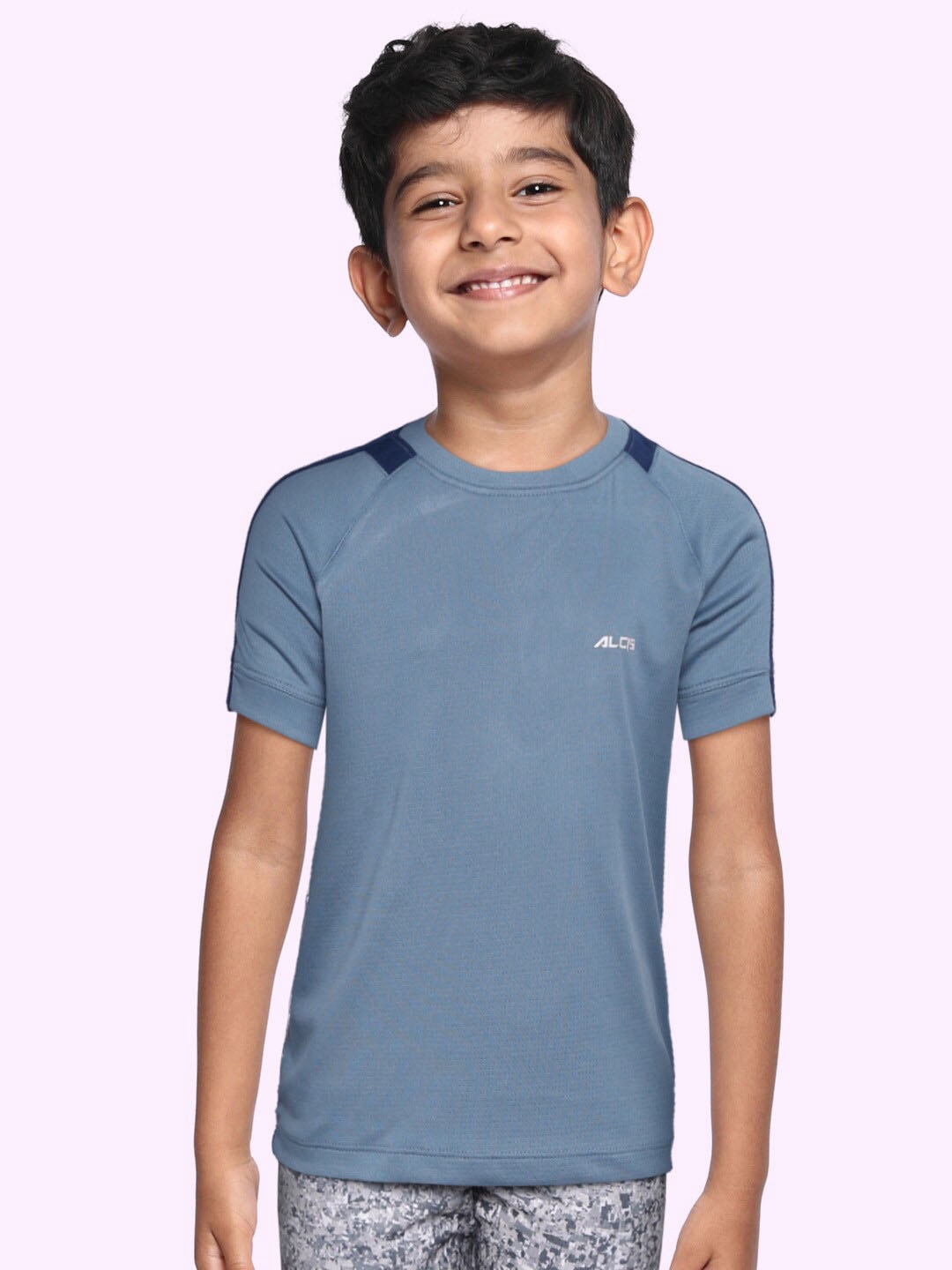 

Alcis Boys Grey & Blue Colourblocked Slim Fit Training or Gym T-shirt