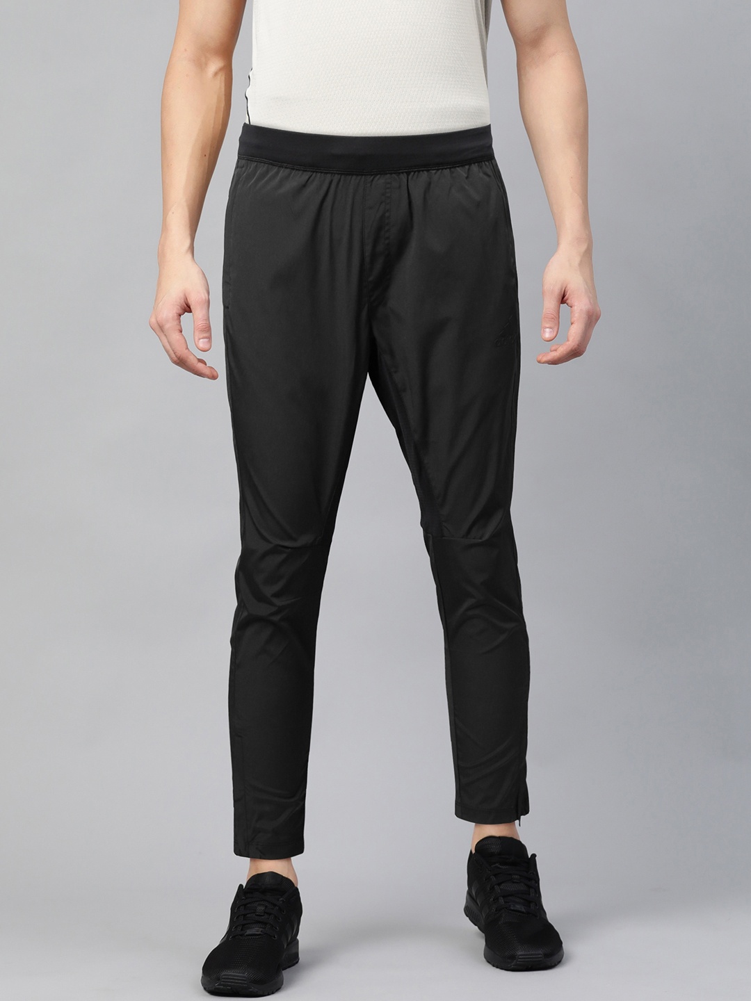 

ADIDAS Men Black Solid Slim Tapered Fit City Woven Training Track Pants