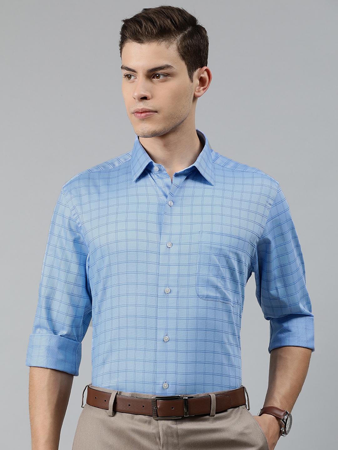 

Arrow Men Blue Regular Fit Checked Formal Shirt