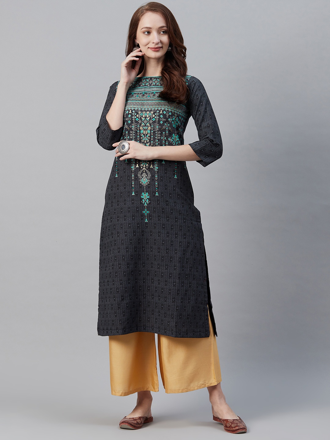 

Biba Women Black & Grey Printed Straight Kurta