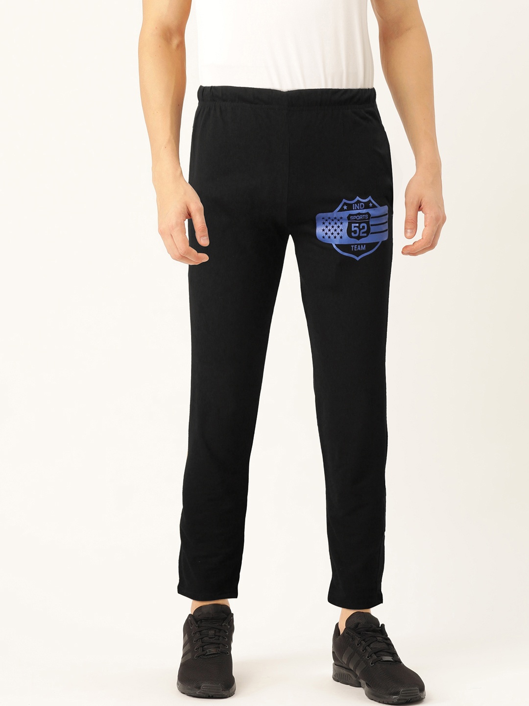 

Sports52 wear Men Black & Blue Printed Track Pants