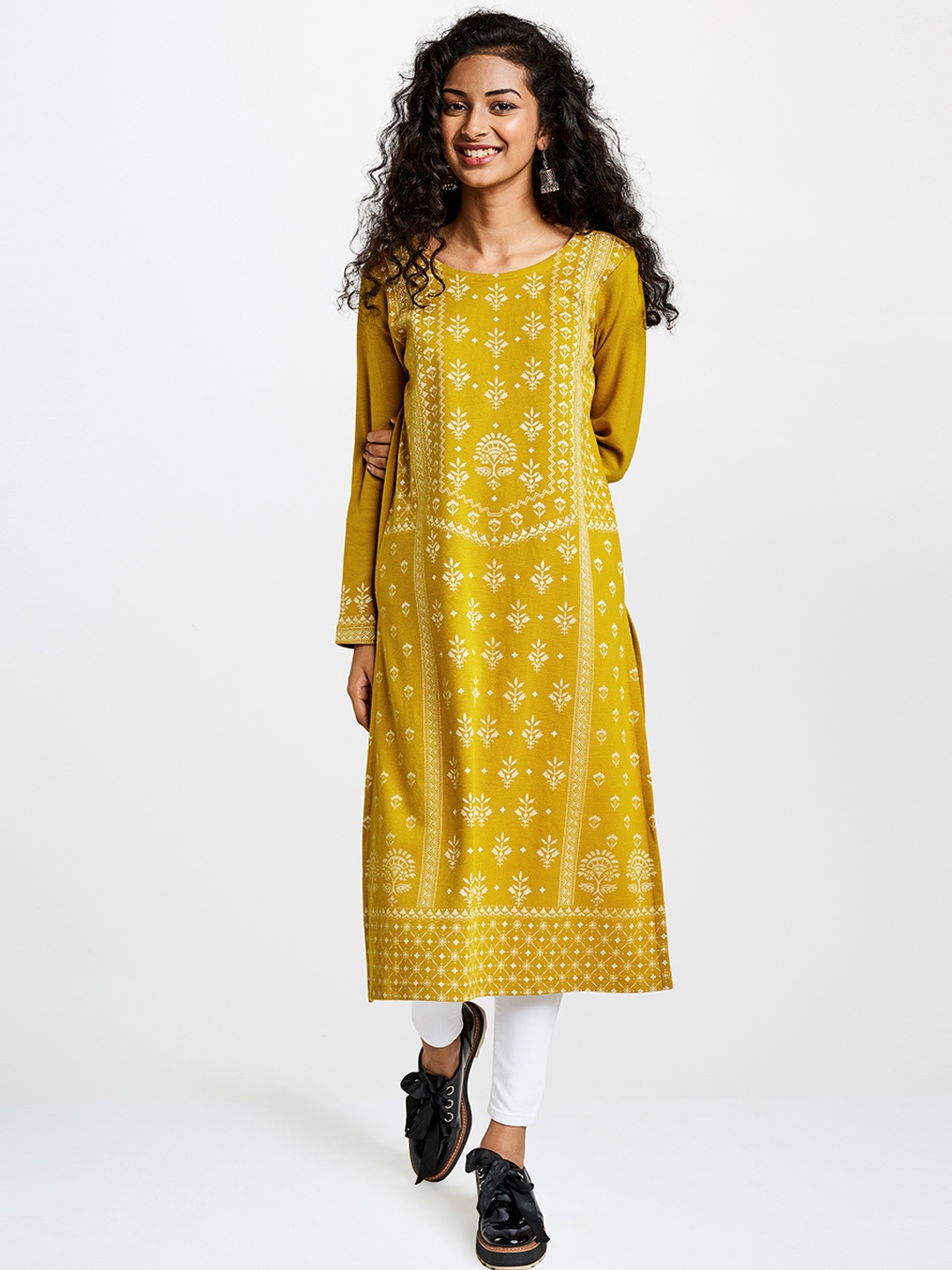 

Global Desi Women Mustard Yellow Printed Straight Sweater Kurta