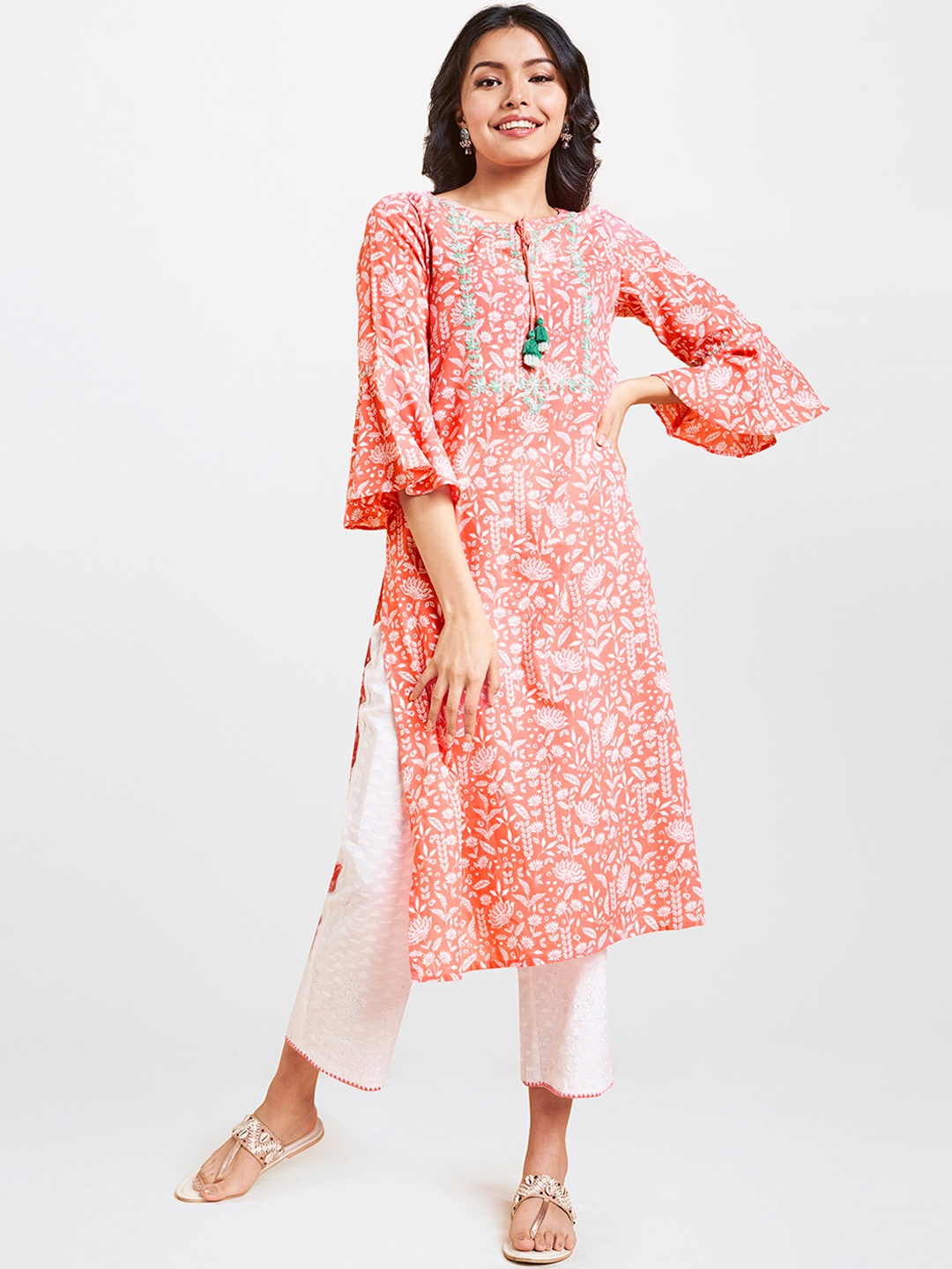 

Global Desi Women Pink & White Printed Straight Kurta with Embroidery