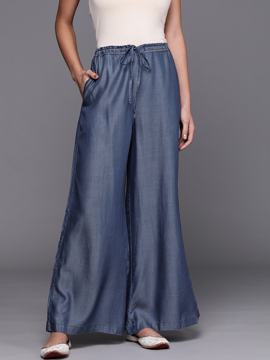 

Biba Women Navy Blue Solid Flared Palazzos