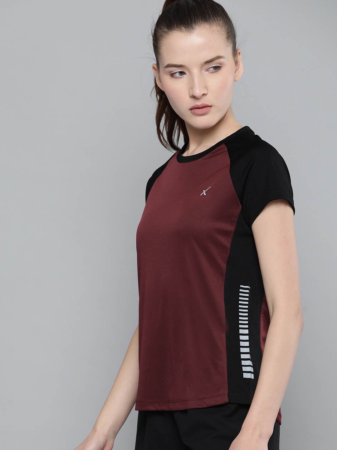 

HRX by Hrithik Roshan Women Fig & Jet Black Colourblocked Rapid-Dry Running T-shirt, Burgundy