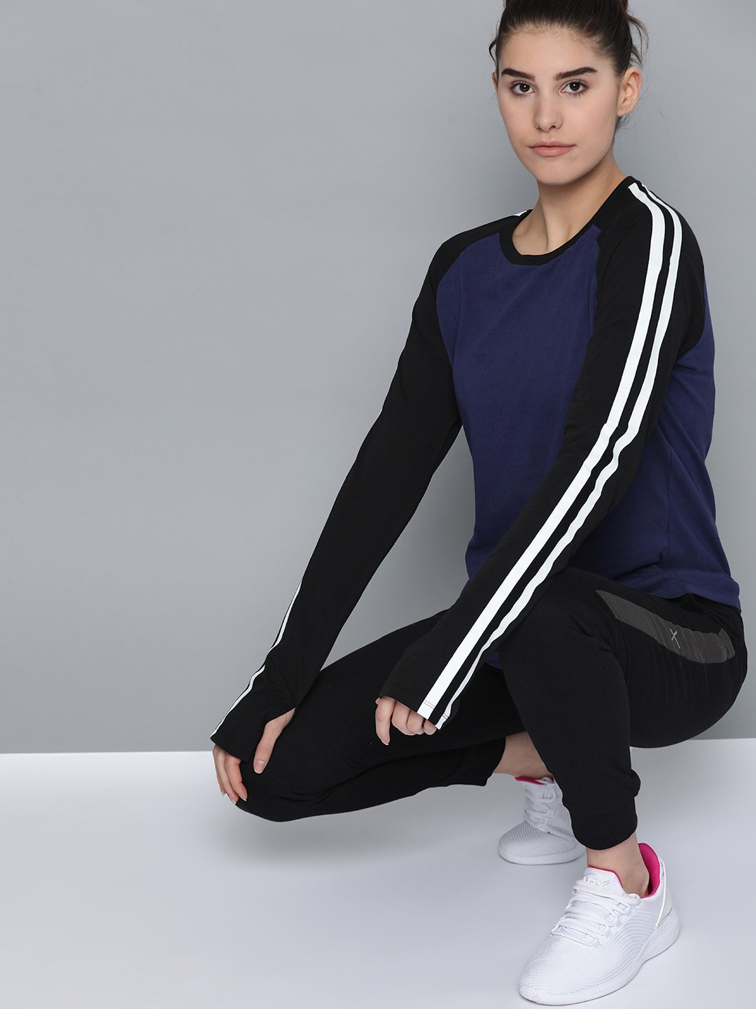 

HRX by Hrithik Roshan Women Navy Blue Solid Pure Cotton Round Neck T-shirt