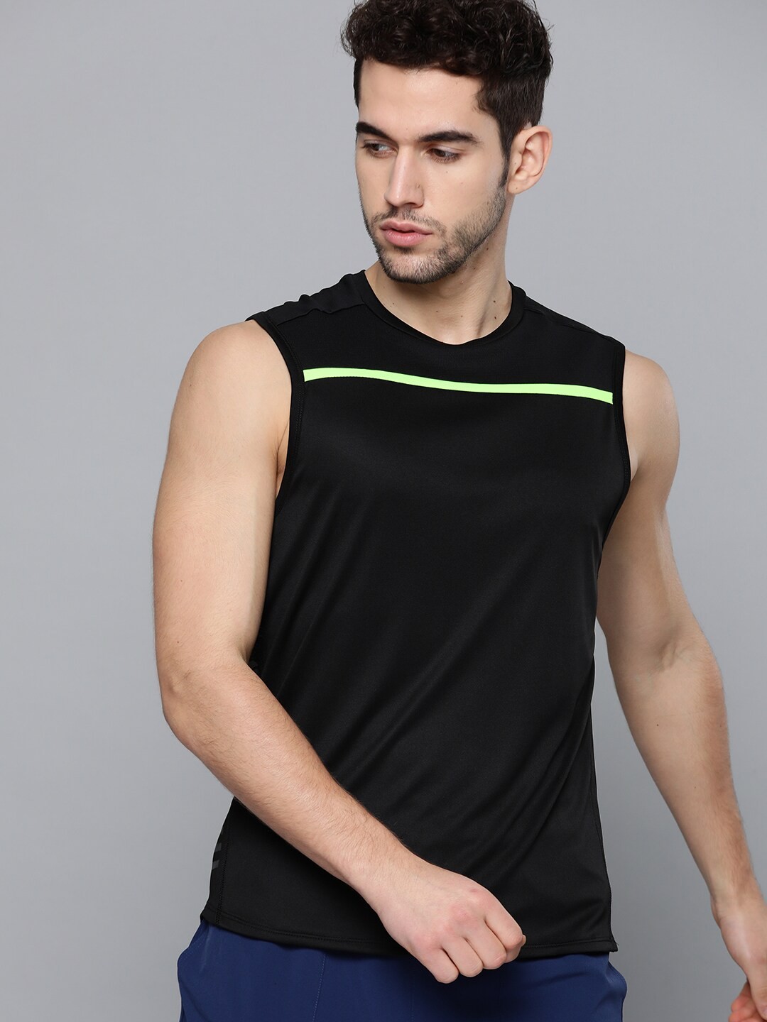 

HRX by Hrithik Roshan Men Jet Black Rapid-Dry Antimicrobial Training T-shirt