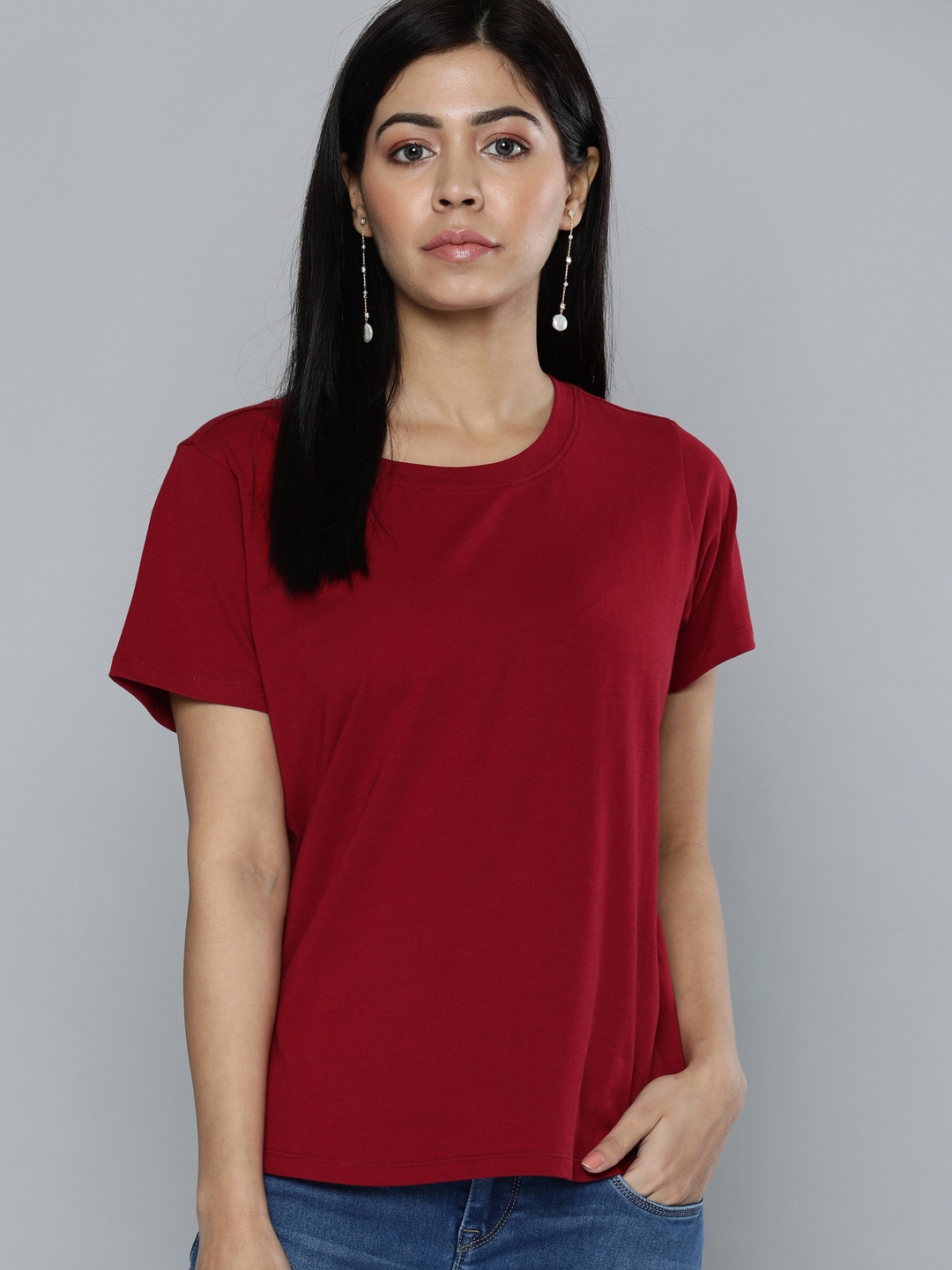 

Chemistry Women Maroon Solid Round Neck Pure Cotton T-shirt
