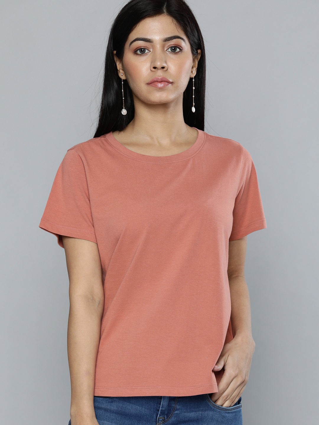 

Chemistry Women Coral Pink Solid Round Neck Pure Cotton T-shirt