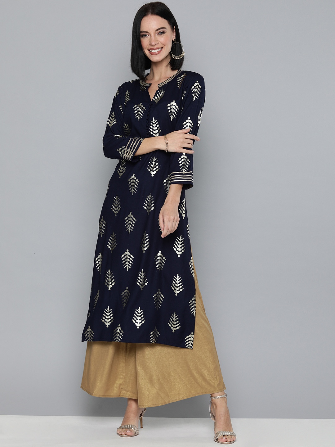 

HERE&NOW Women Navy Blue Foil Printed Straight Kurta