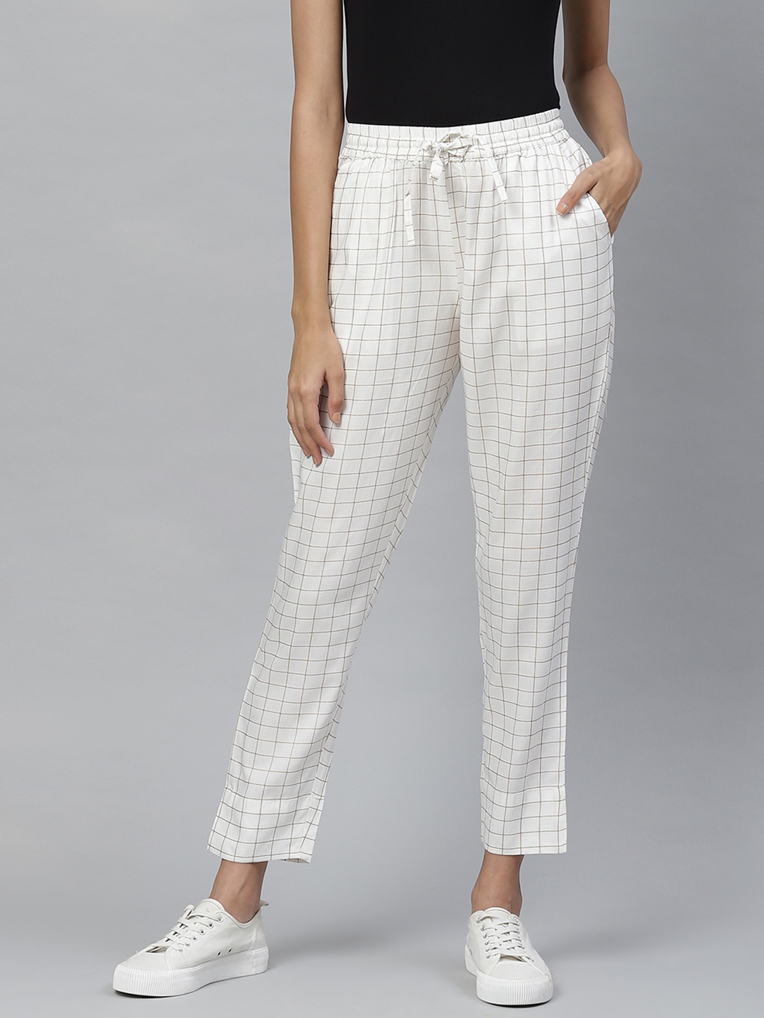 

YASH GALLERY Women White & Golden Checked Regular Fit Trousers