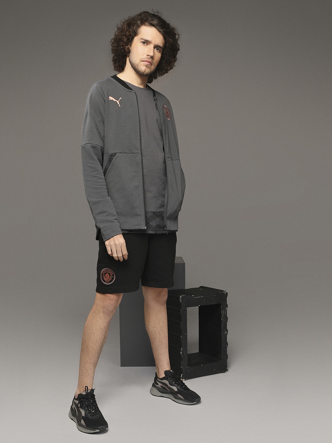 

Puma Men Charcoal Grey Manchester City FC Football Sweatshirt