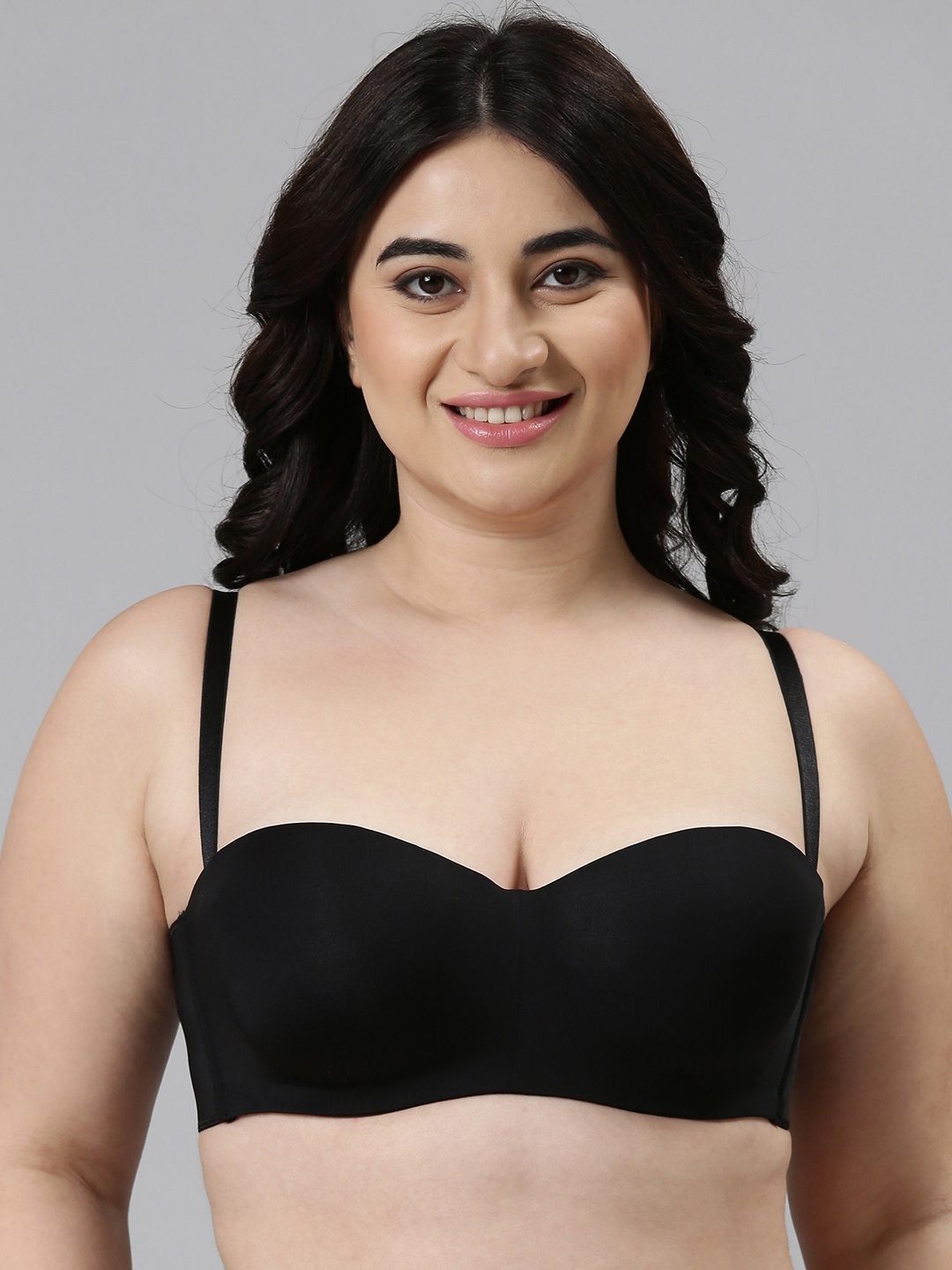 

Enamor Black Solid Underwired Lightly Padded Medium Coverage Everyday Strapless Tshirt Bra