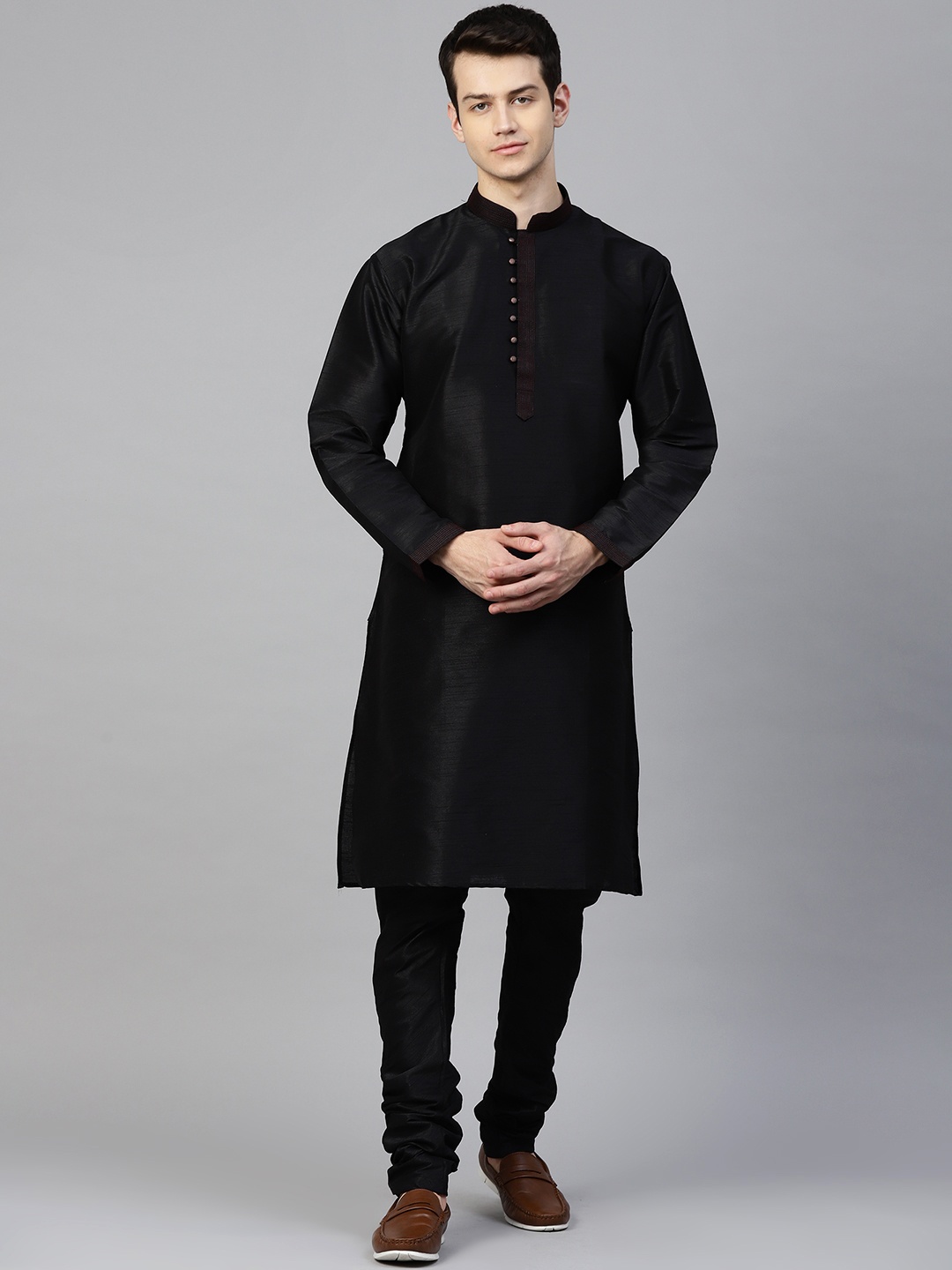 

MANQ Men Black Solid Kurta with Churidar