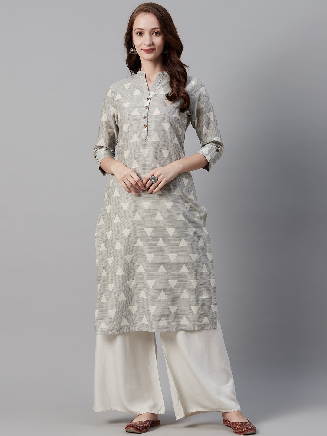 

Cayman Women Grey Printed Straight Kurta