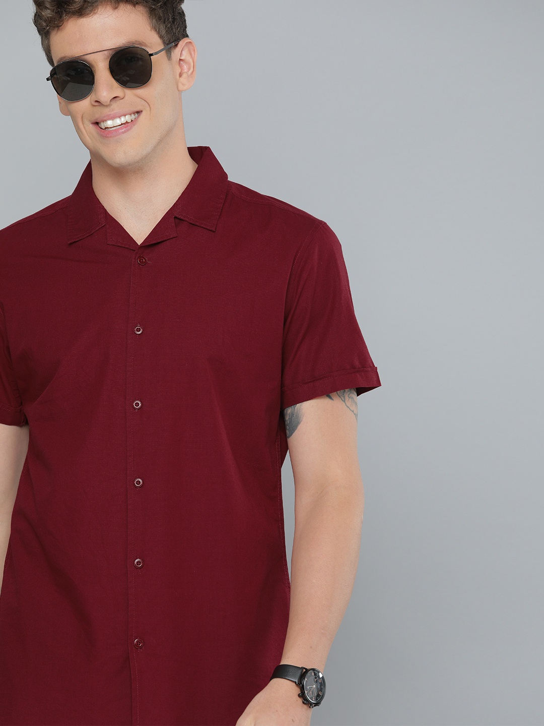 

HERE&NOW Men Maroon Slim Fit Solid Casual Shirt