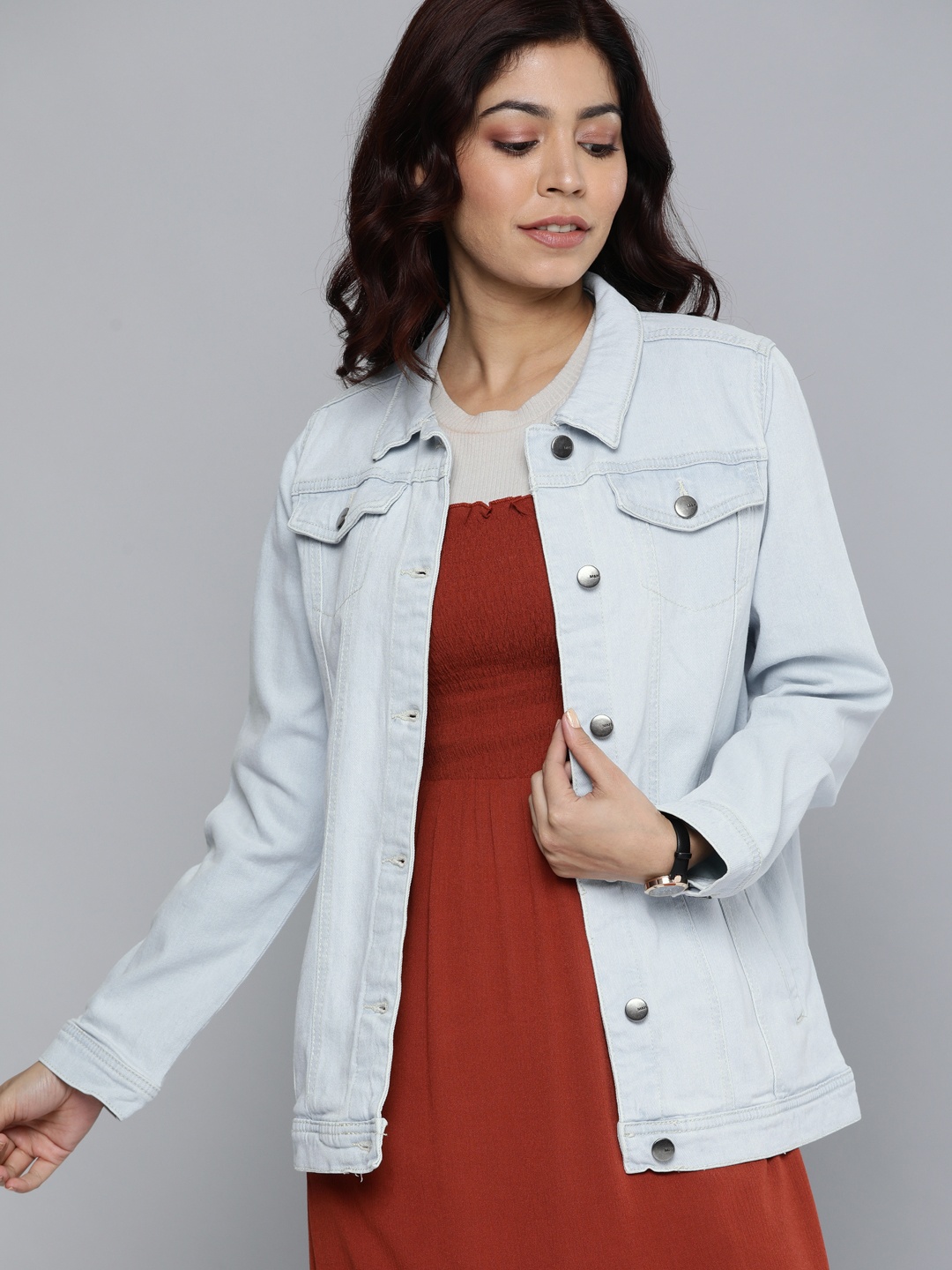 

Mast & Harbour Women Blue Washed Denim Jacket