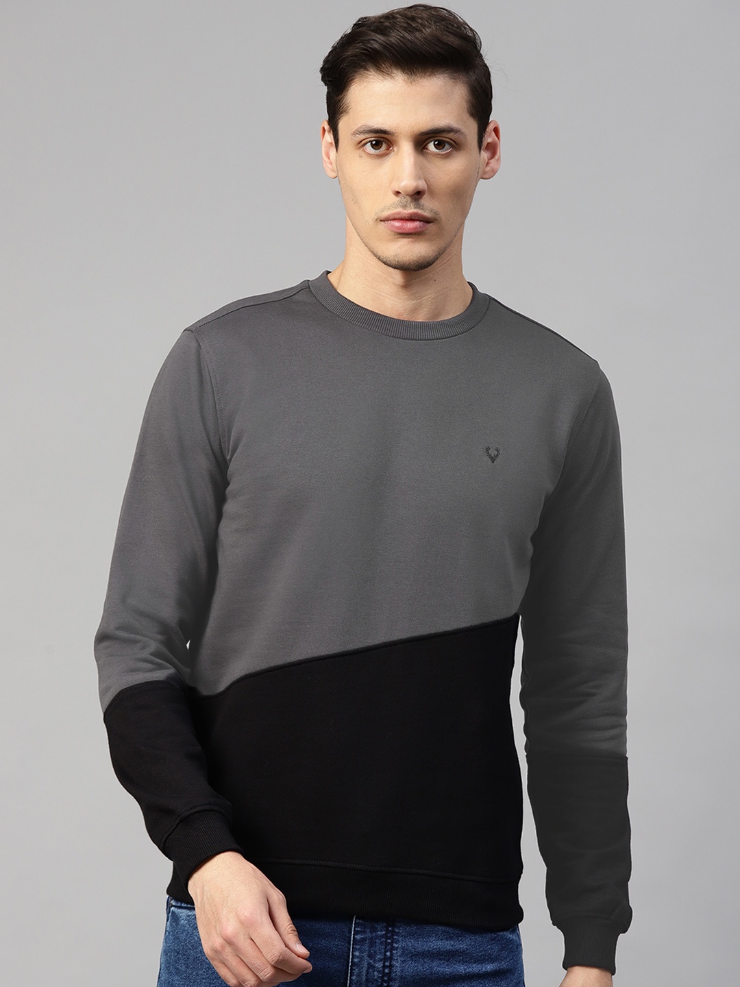 

Allen Solly Men Charcoal Grey & Black Colourblocked Sweatshirt