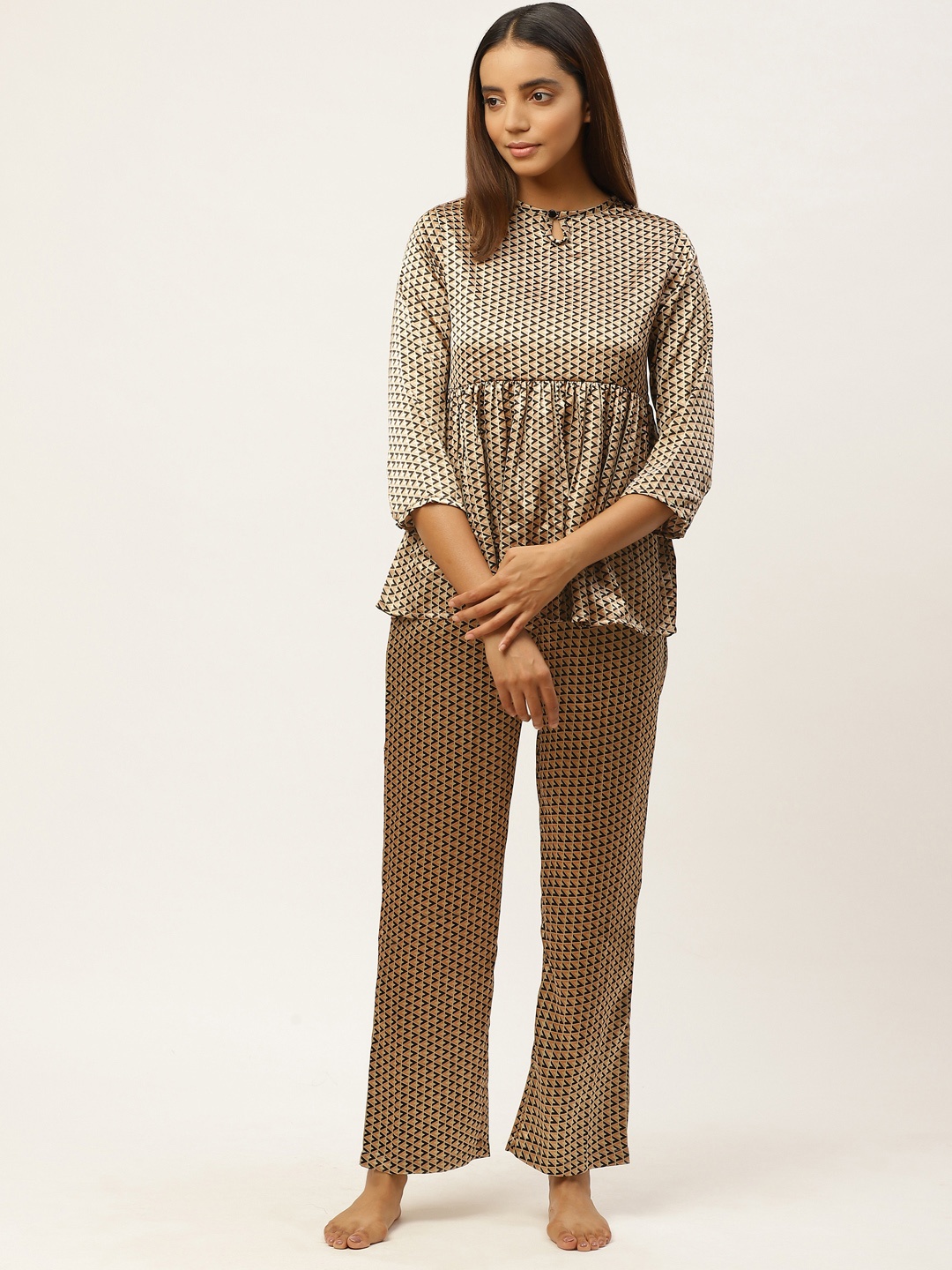 

Cottinfab Women Beige & Black Printed Night Suit With Satin finish