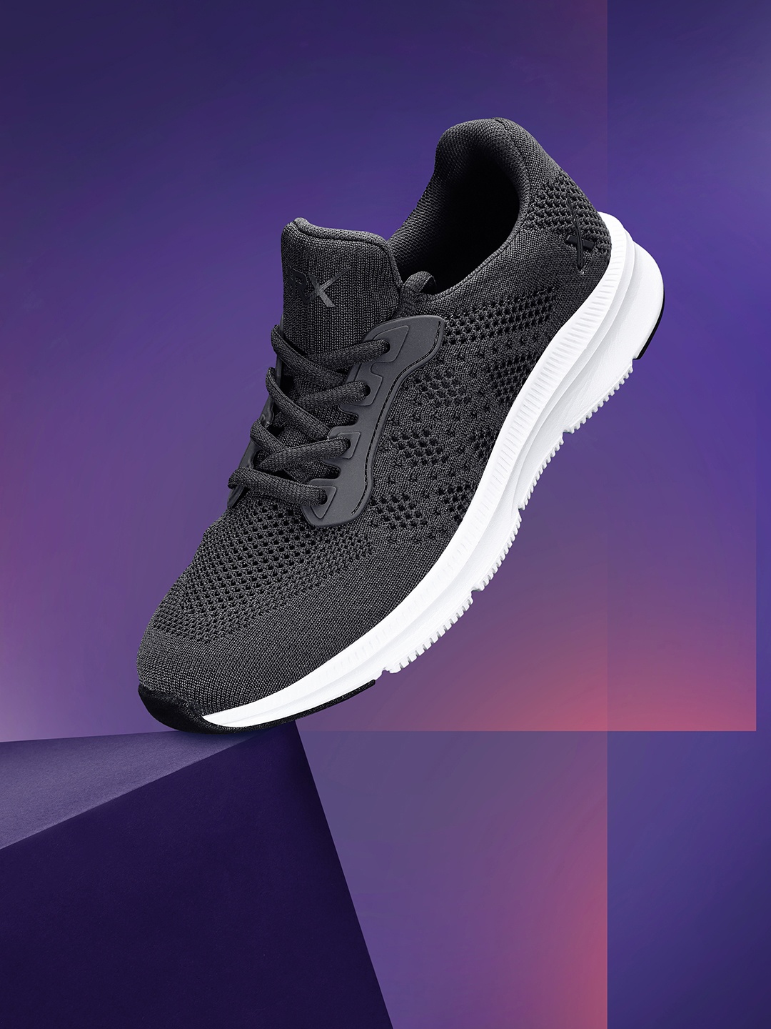 

HRX by Hrithik Roshan Women Charcoal Grey Alpha Woven Design Running Shoes