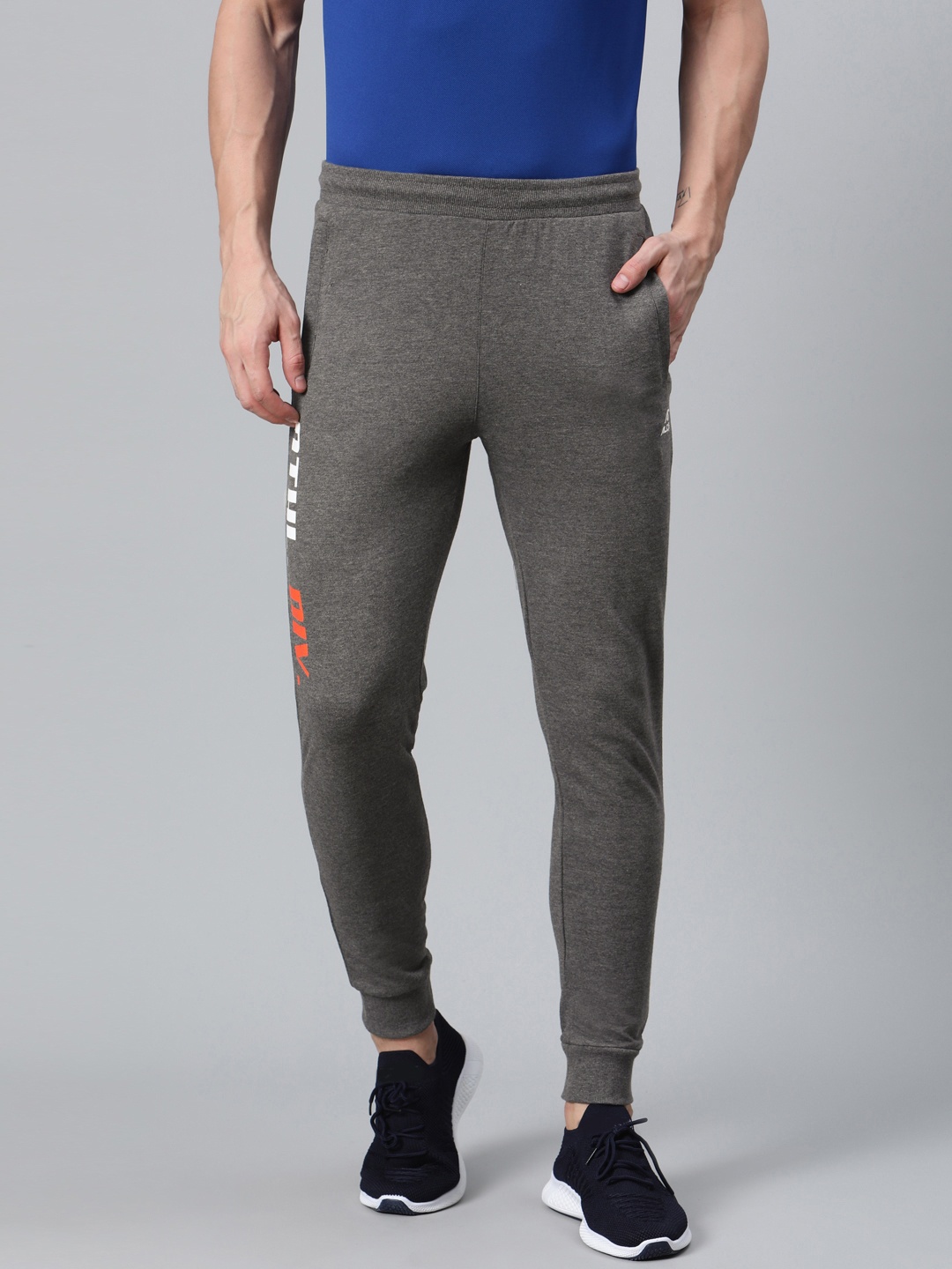 

Alcis Men Charcoal Grey Solid Joggers