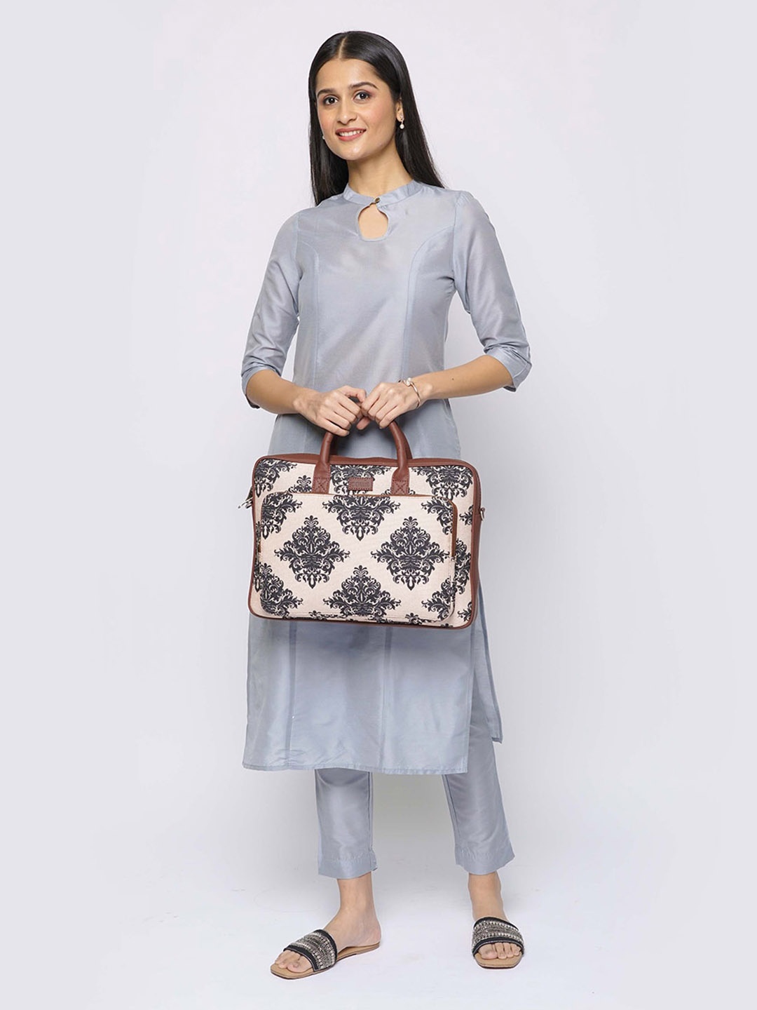 

ZOUK Unisex Beige & Navy Blue Printed Vegan Leather 16 Inch Sustainable Laptop Bag