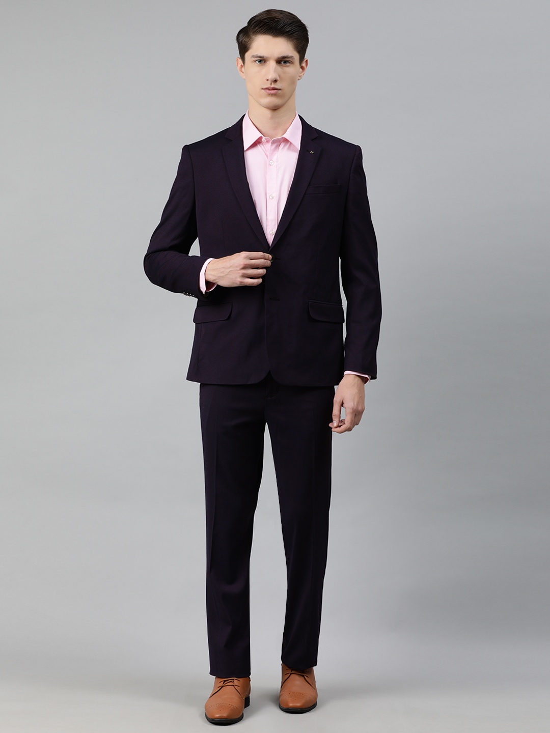 

Arrow Men Purple Tailored Fit Solid Single-Breasted Formal Suit