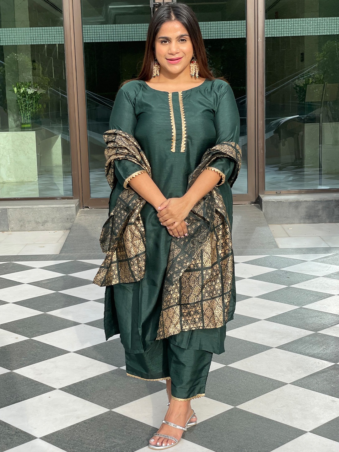 

EXTRA LOVE BY LIBAS Plus Size Women Green Kurta with Palazzos & With Dupatta