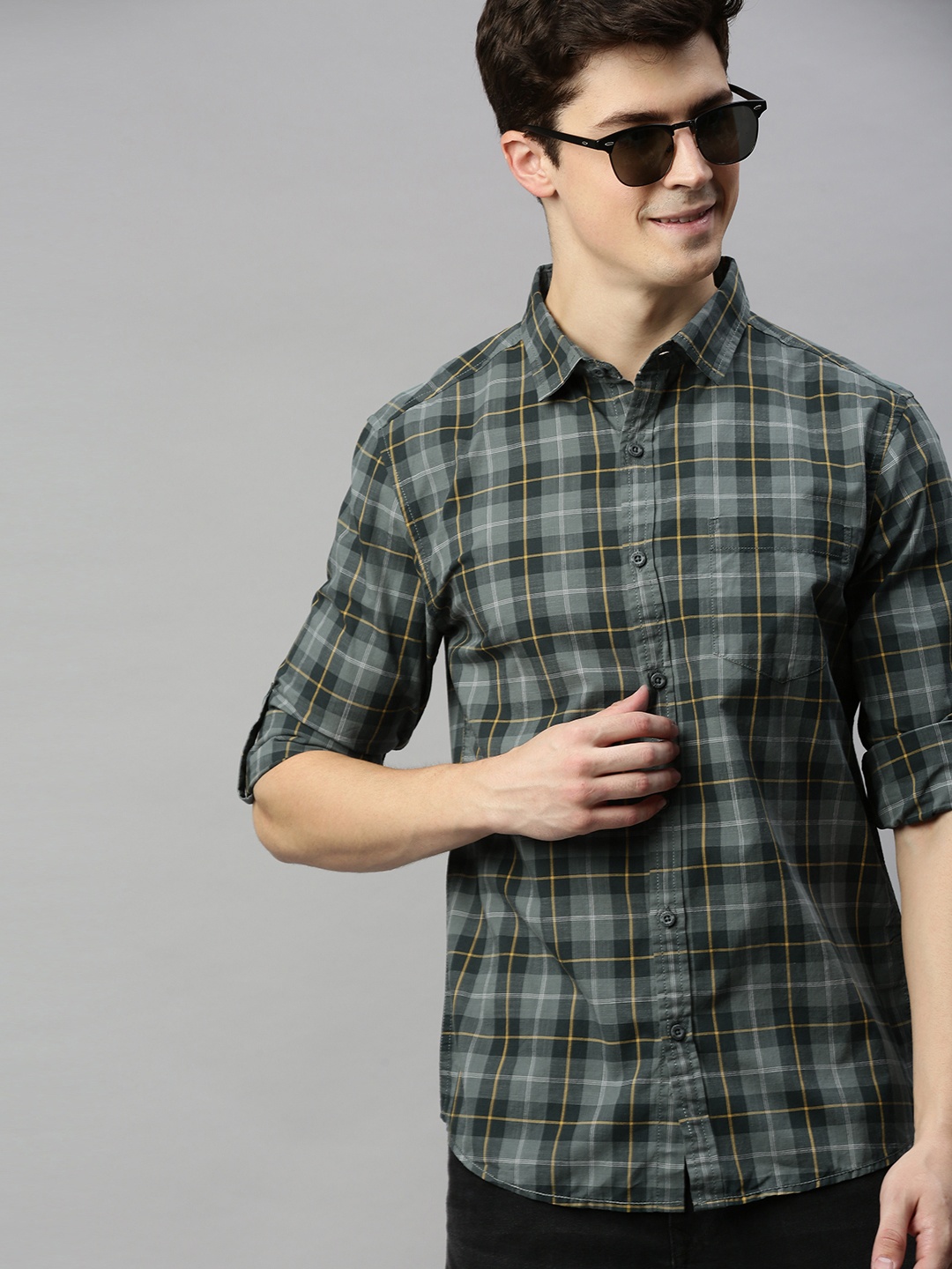 

HERE&NOW Men Teal & Yellow Slim Fit Checked Casual Shirt