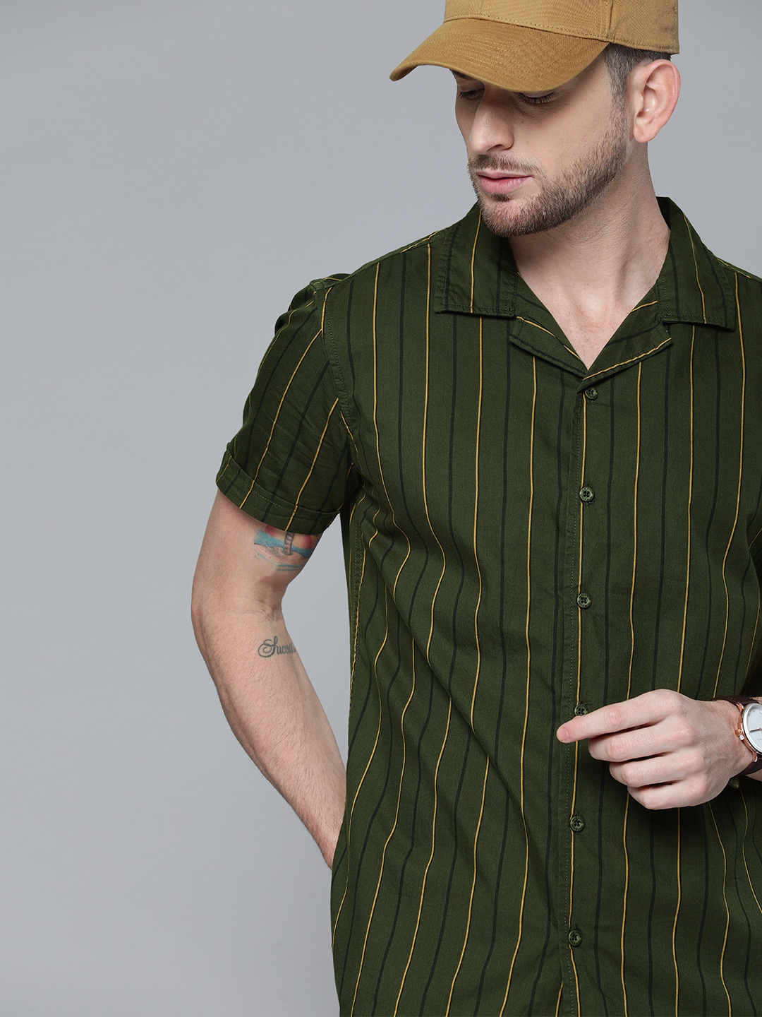 

HERE&NOW Men Olive Green Slim Fit Striped Casual Shirt