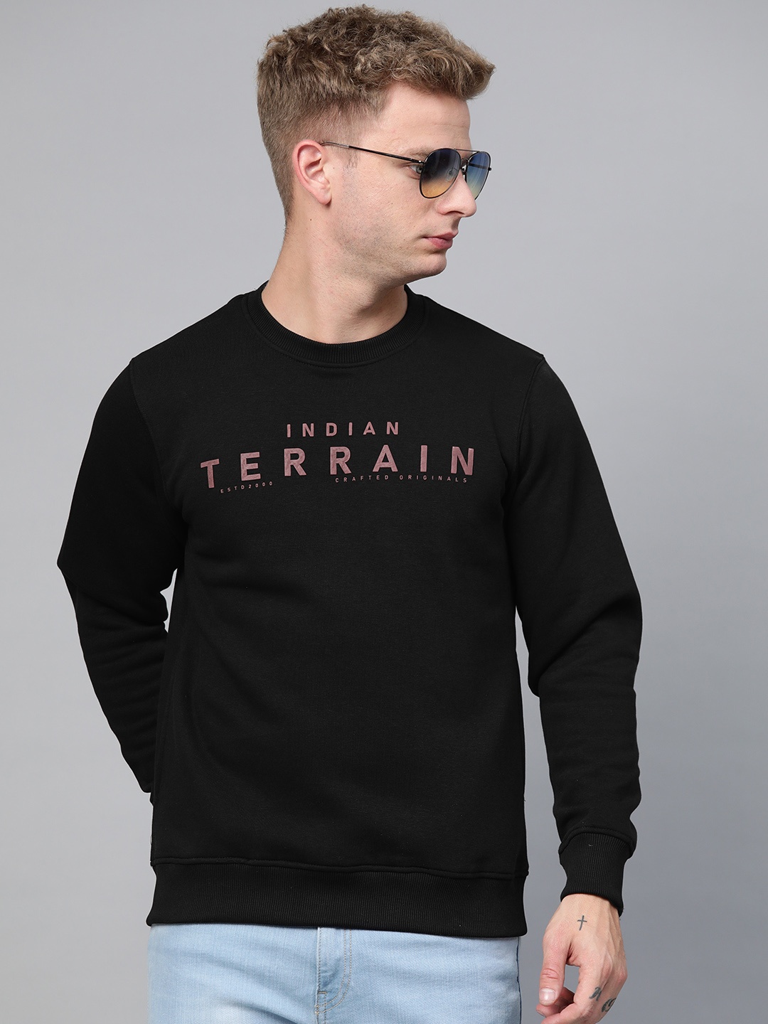 

Indian Terrain Men Black & Pink Printed Sweatshirt