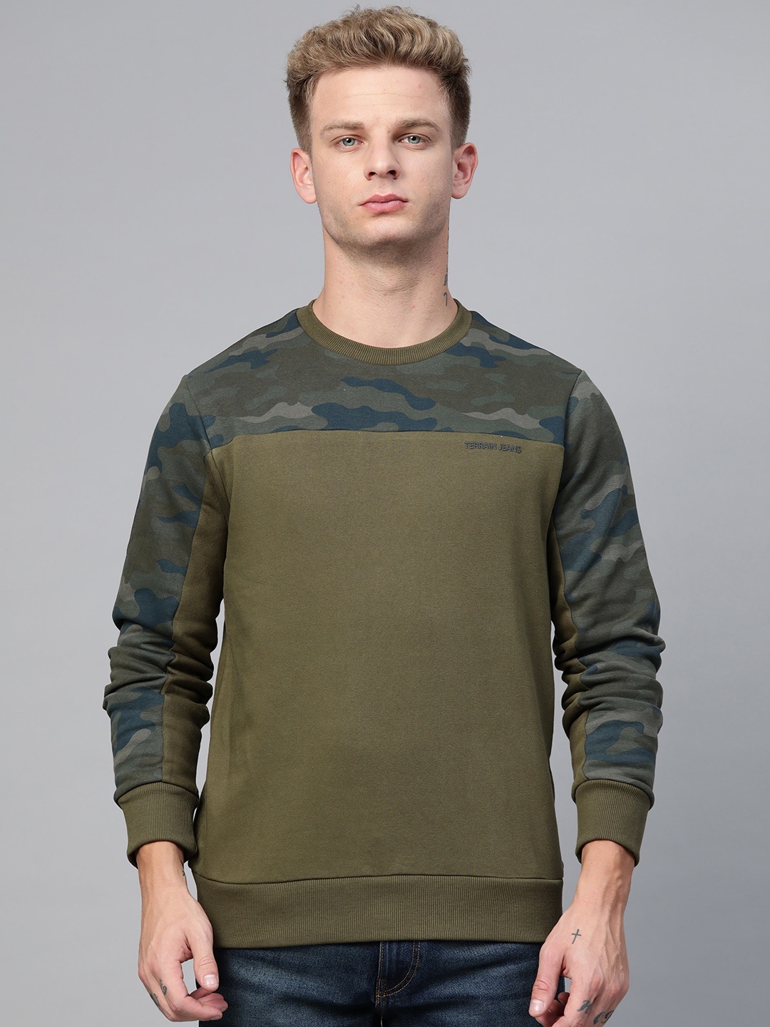 

Indian Terrain Men Olive Green & Navy Blue Camouflage Printed Sweatshirt