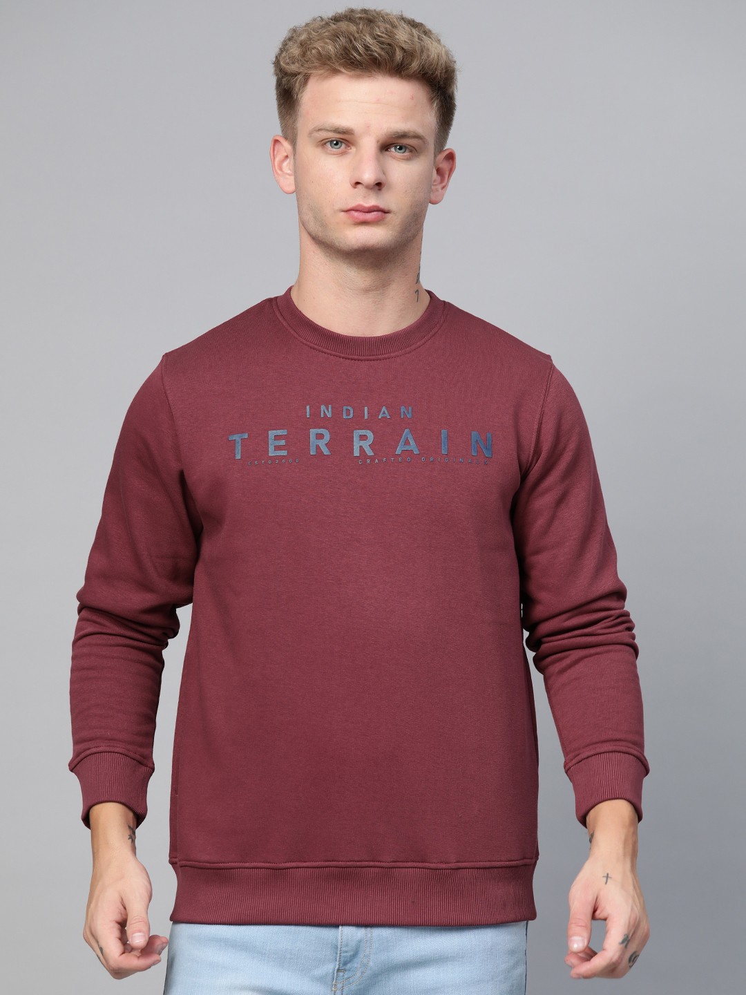 

Indian Terrain Men Burgundy Solid Sweatshirt