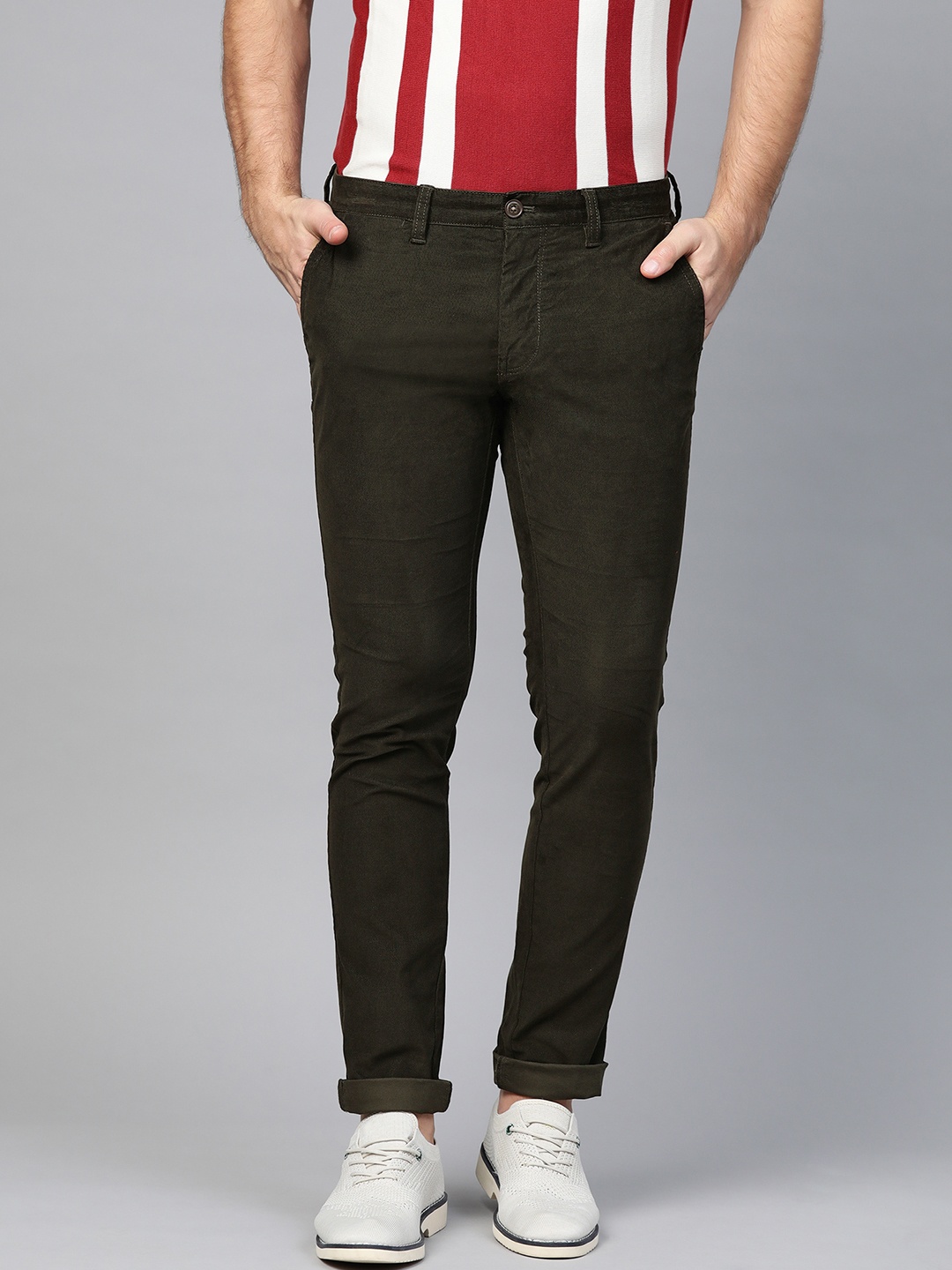 

Indian Terrain Men Olive Green Brooklyn Slim Fit Solid Corduroy Regular Trousers