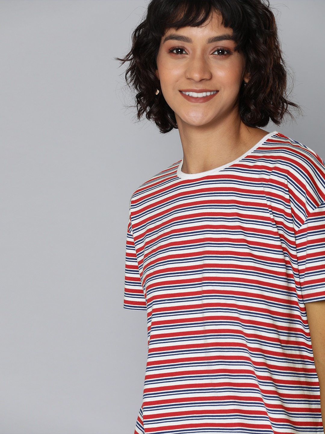 

HERE&NOW Women White & Red Striped Round Neck T-shirt