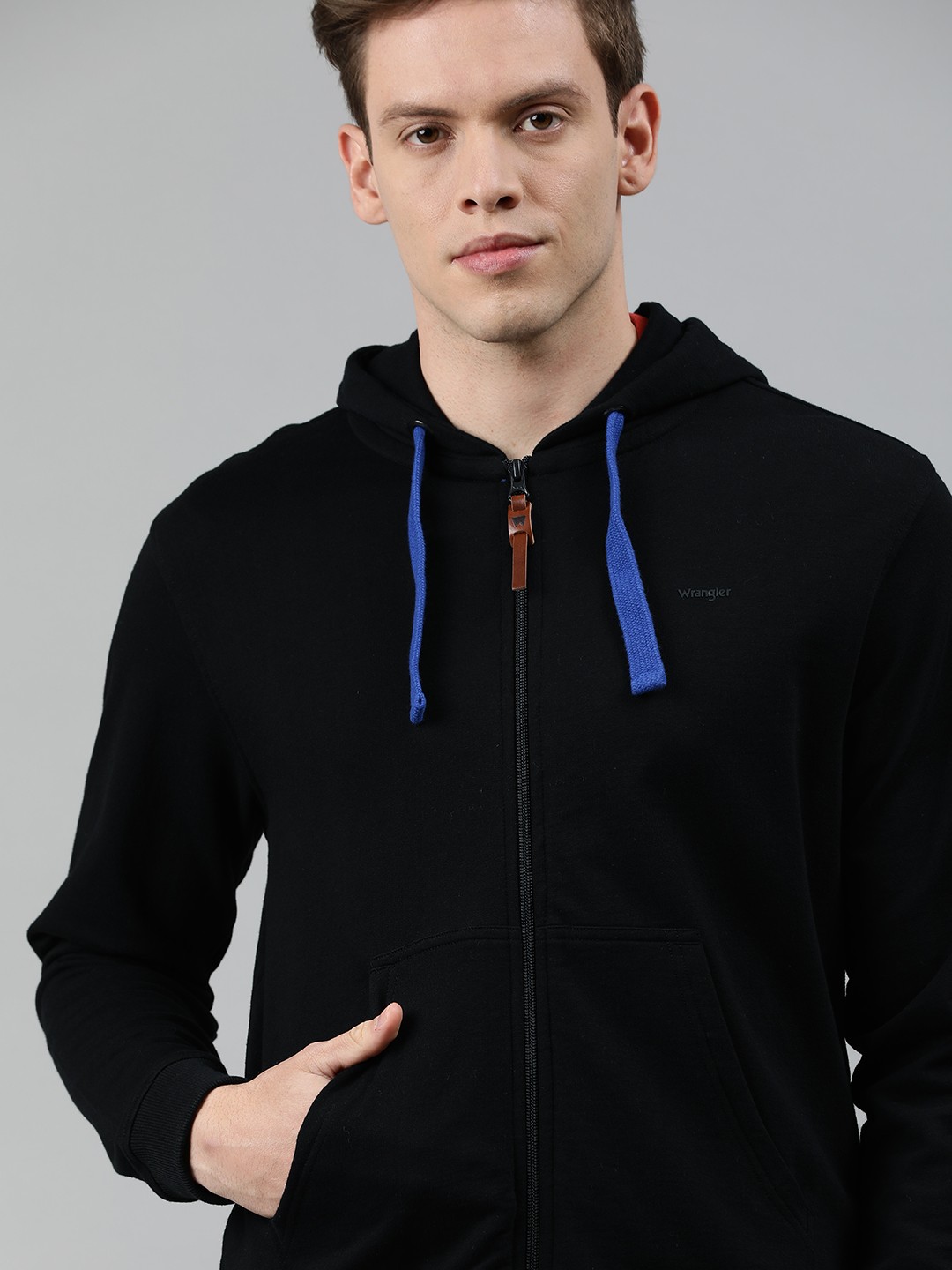 

Wrangler Men Black Solid Hooded Sweatshirt