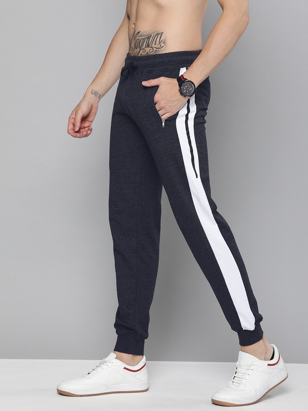 

HERE&NOW Men Charcoal Grey & White Side Striped Joggers