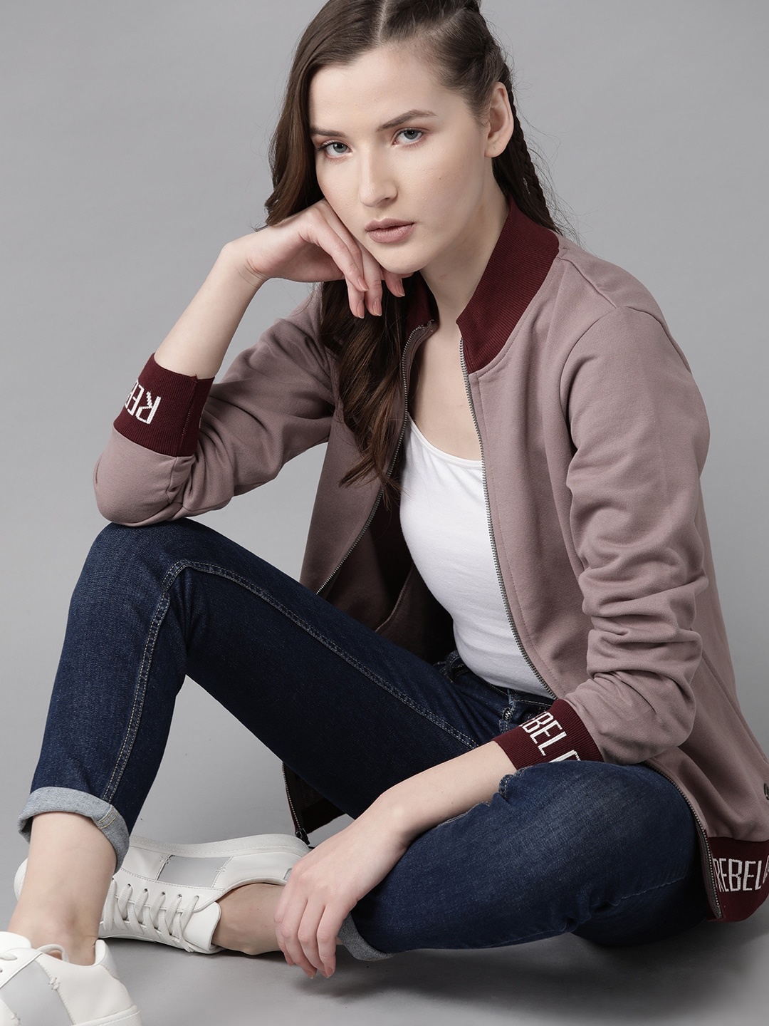 

Roadster Women Mauve Antiviral Protective Finish Solid Sweatshirt