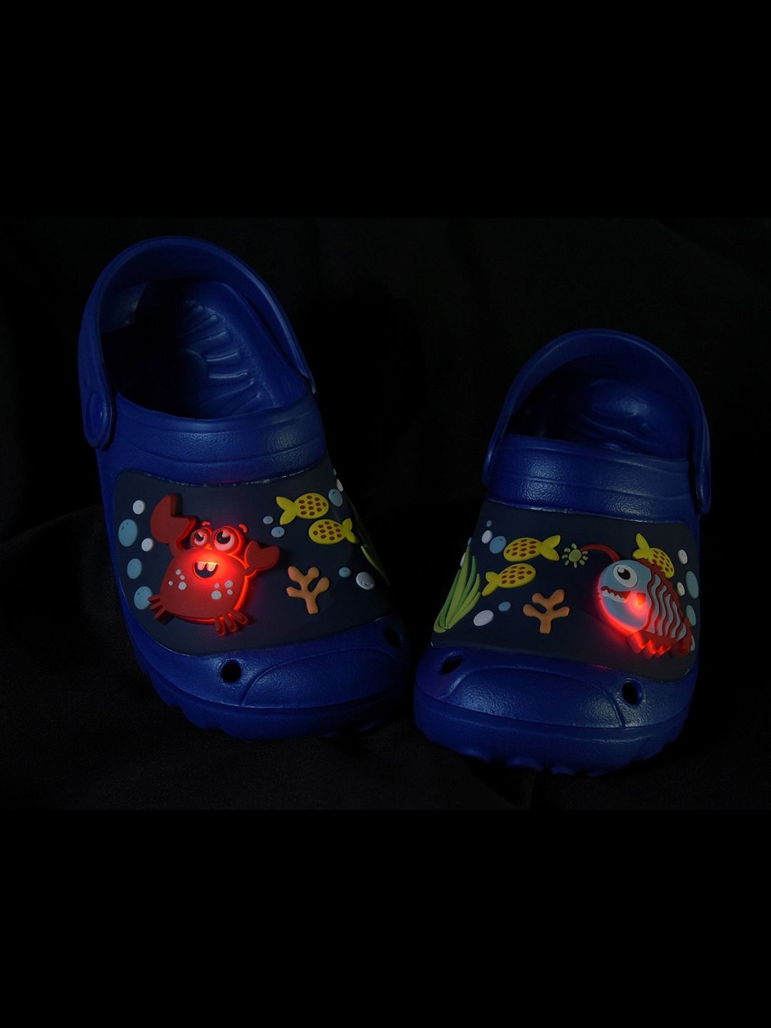 

Yellow Bee Boys Navy Blue Fish & Crab Fashion 3D LED Clogs