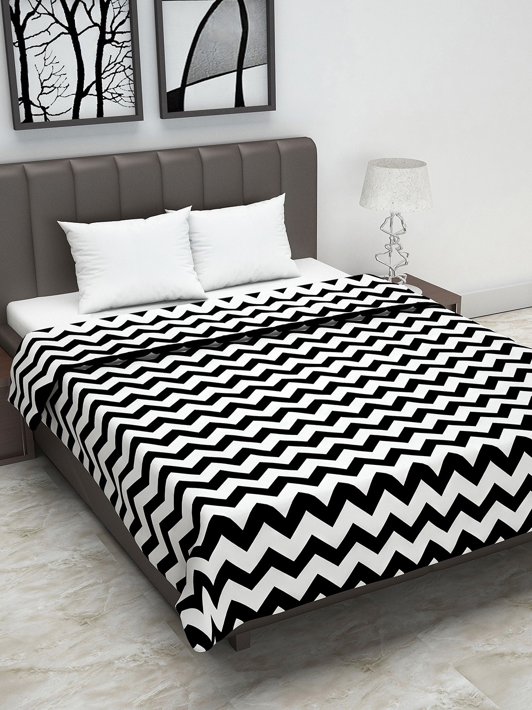 

Divine Casa Black & White Abstract AC Room 110 GSM Double Bed Dohar