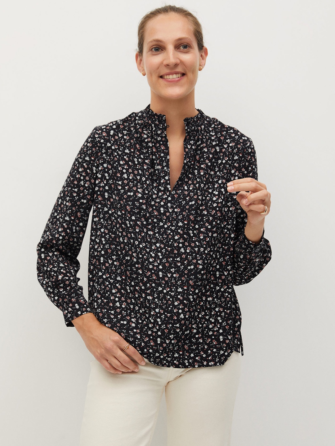 

MANGO Women Black & White Sustainable Ditsy Floral Print Shirt Style Top