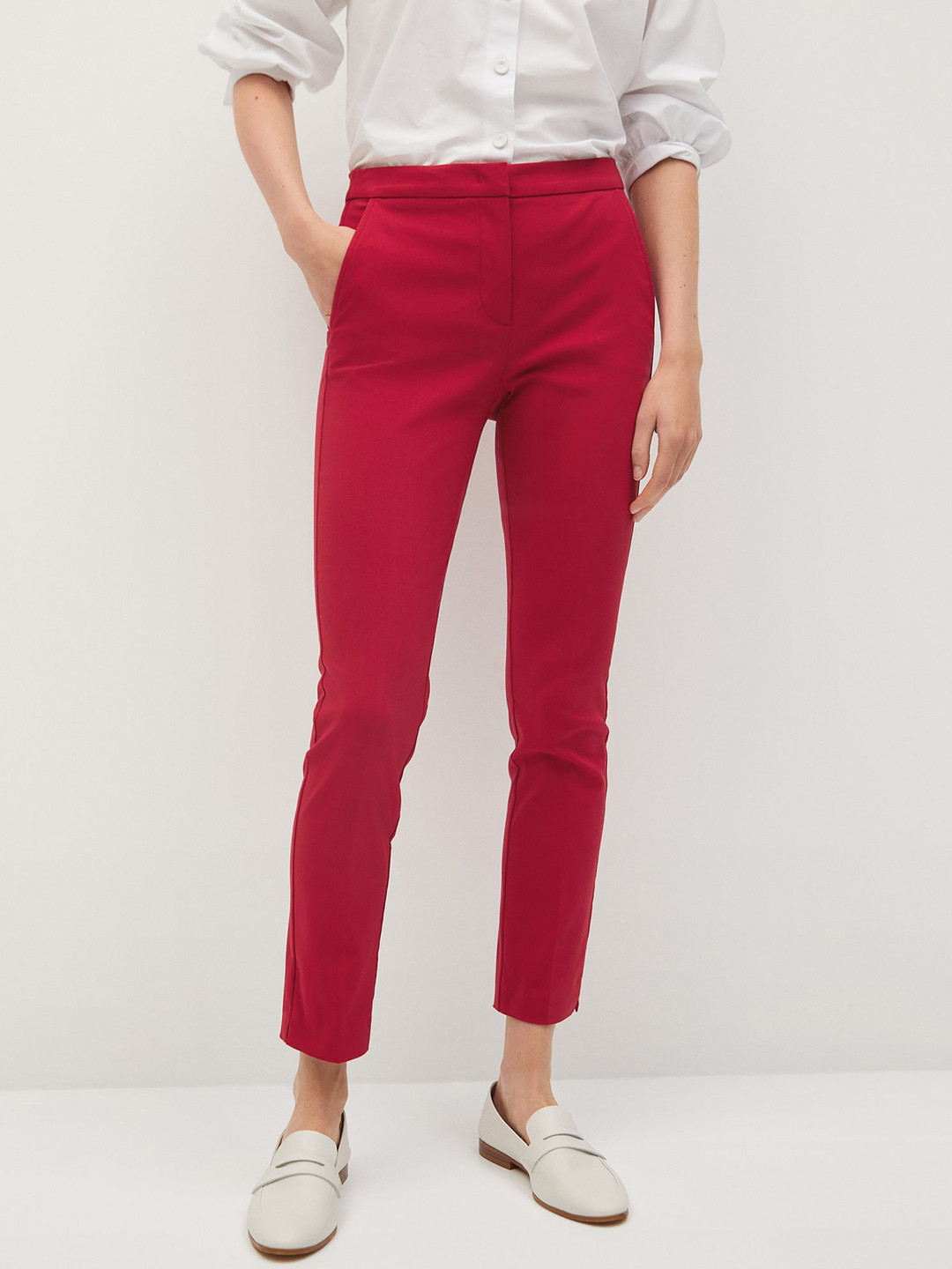 

MANGO Women Pink Skinny Fit Solid RegularCropped Cigarette Trousers, Red