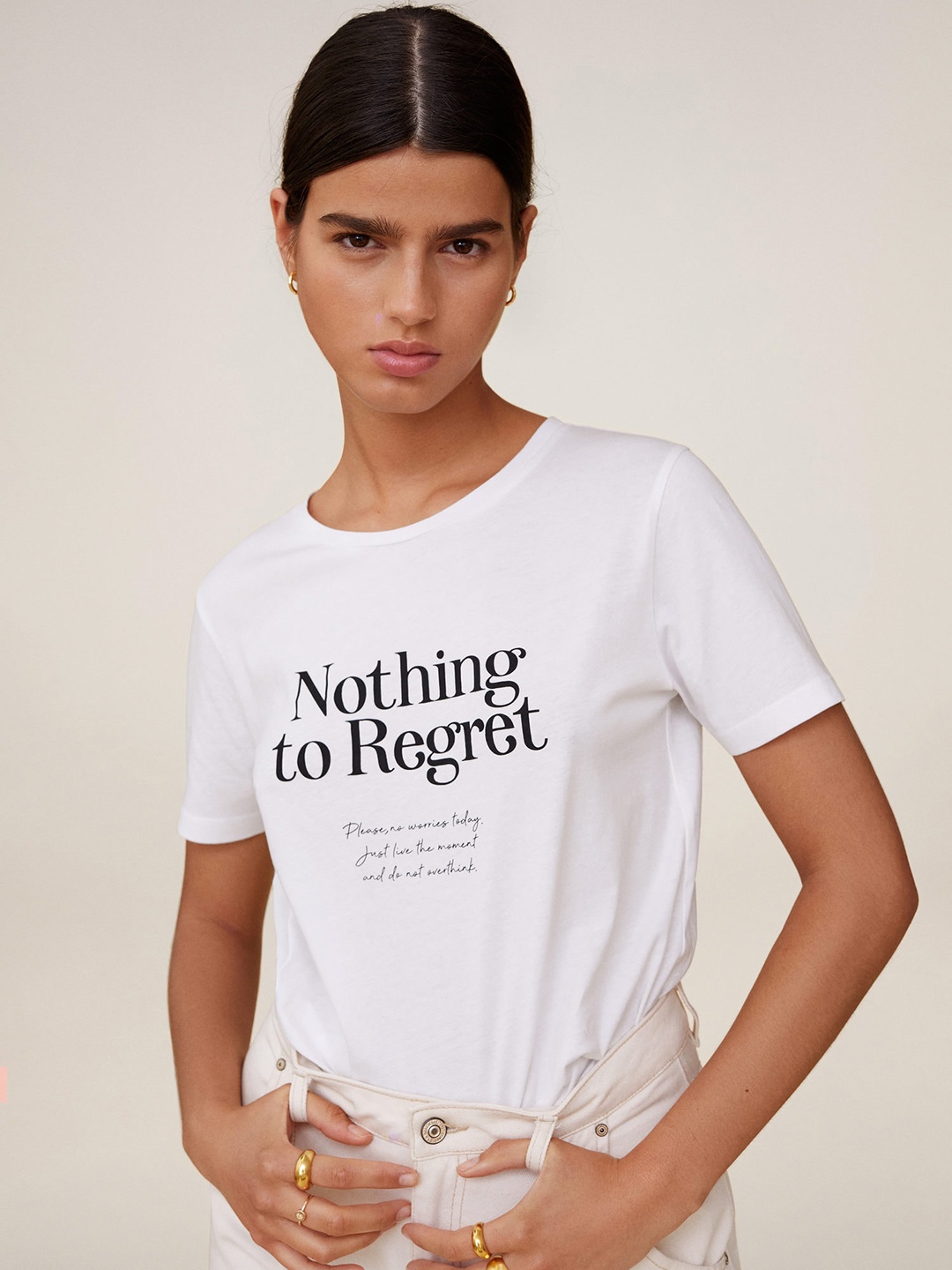 

MANGO Women White Black Organic Cotton Typography Print Round Neck Organic Cotton T-shirt