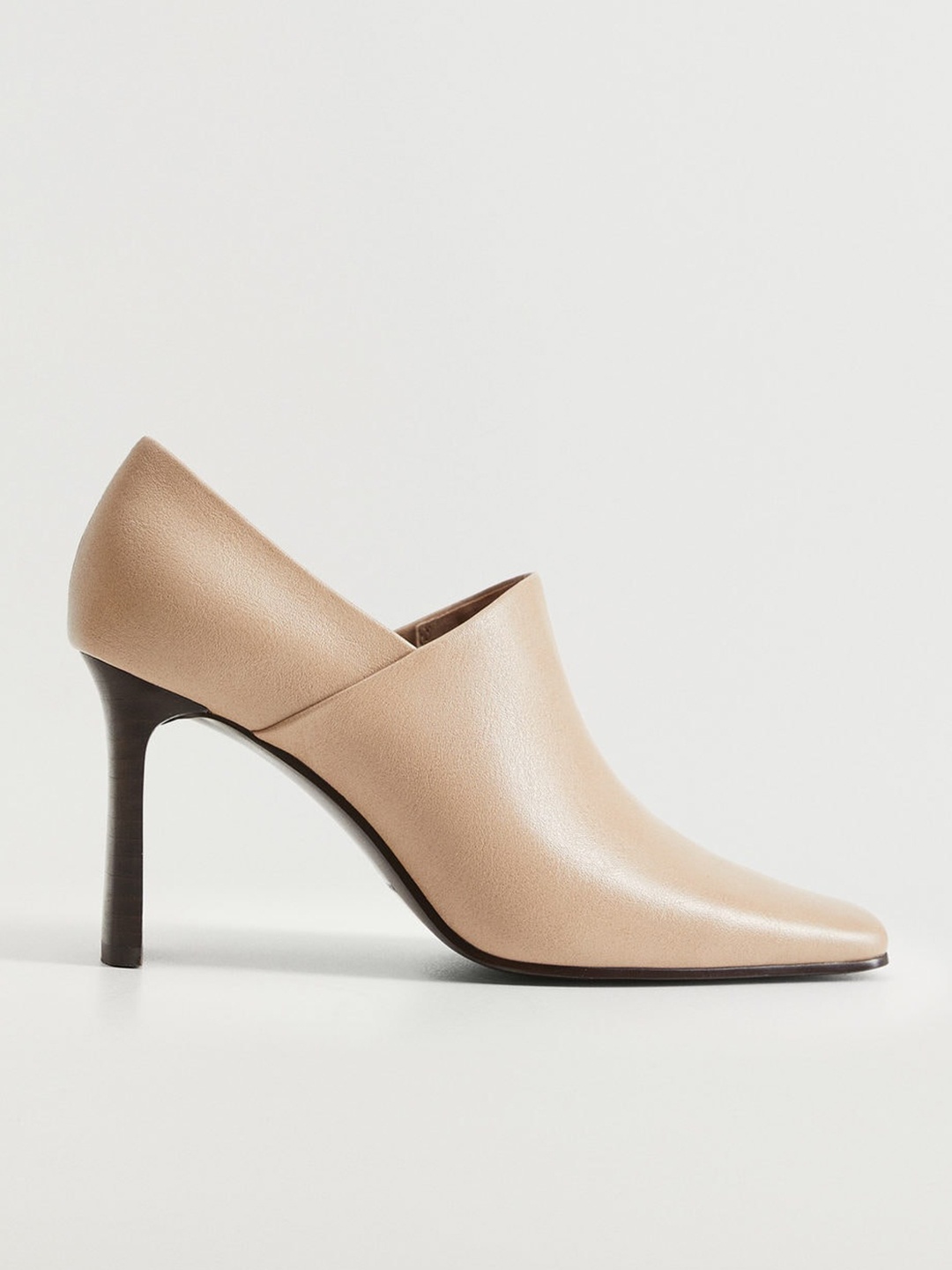 

MANGO Women Light Beige Solid Pumps