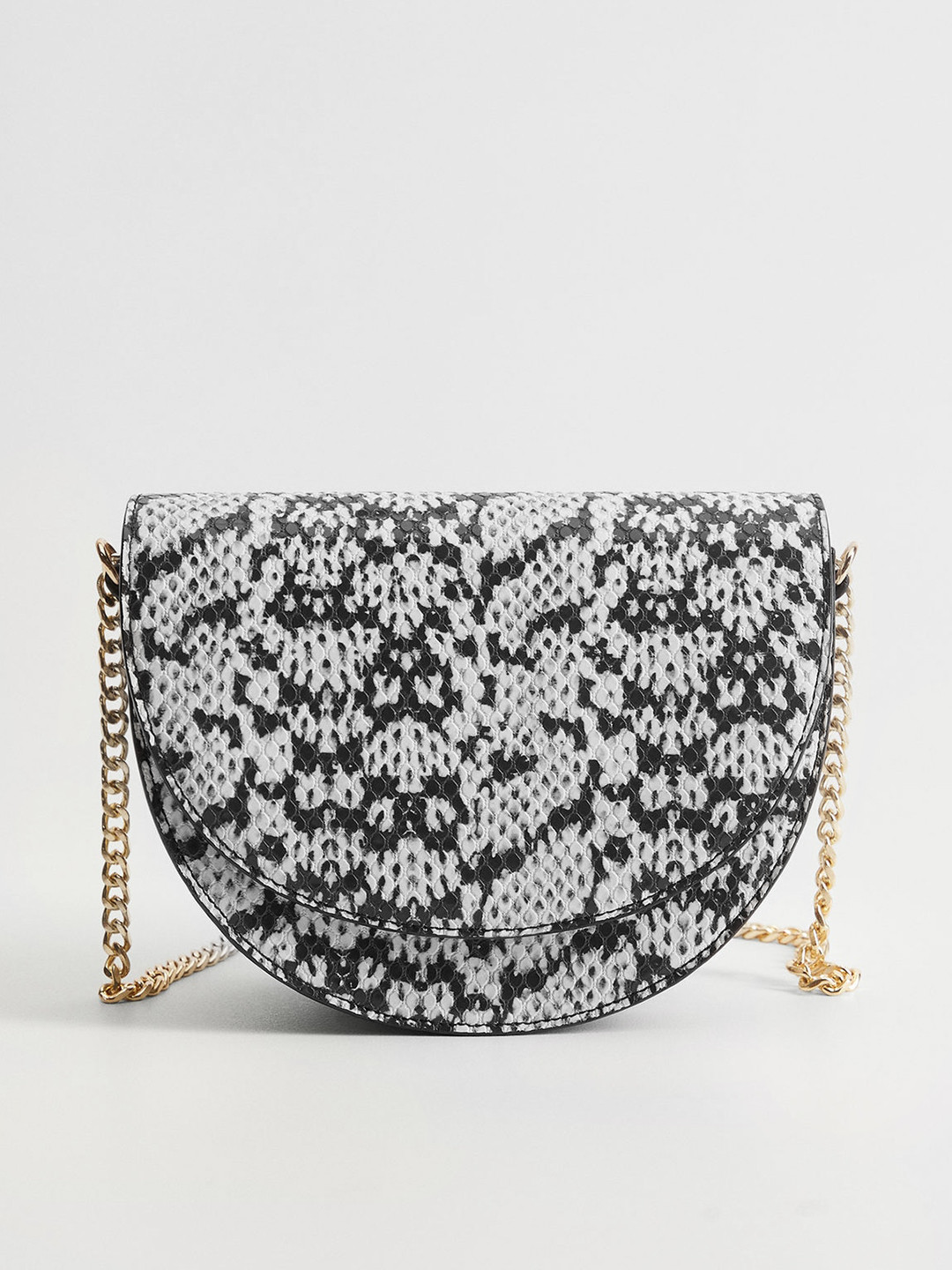 

MANGO Off-White & Black Snakeskin Textured Sling Bag