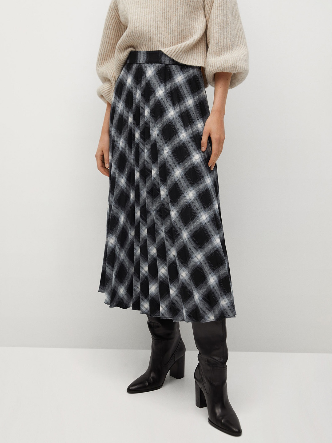 

MANGO Black & White Sustainable Checked Accrodion Pleated Maxi Skirt