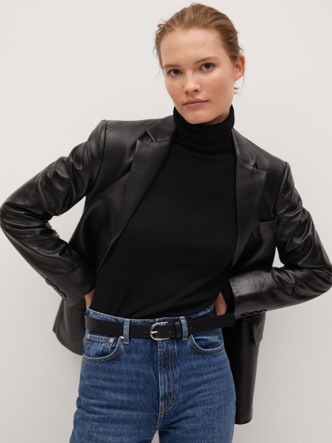 

MANGO Women Black Sustainable Solid Pullover Sweater