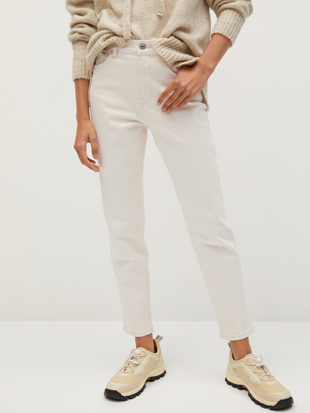 

MANGO Off-White Sustainable Eco-Wash Mom Fit High-Rise Clean Look Stretchable Crop Jeans